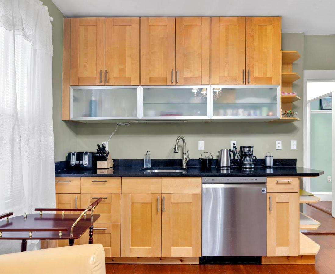 Bright & Spacious 2Br Apartment, Mins From Downtown Boston, Parking Kültér fotó