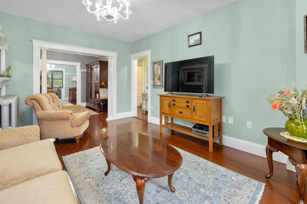 Bright & Spacious 2Br Apartment, Mins From Downtown Boston, Parking Kültér fotó