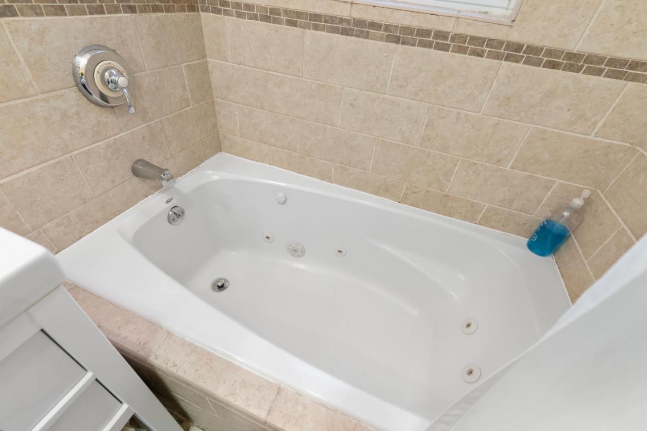 Bright & Spacious 2Br Apartment, Mins From Downtown Boston, Parking Kültér fotó